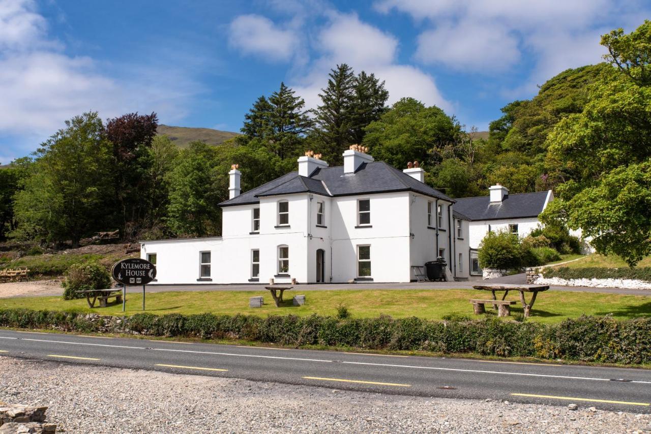 Kylemore House Boutique Apartments - Connemara Suite מראה חיצוני תמונה